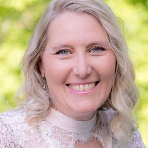 Meet your Posher, Yvonne